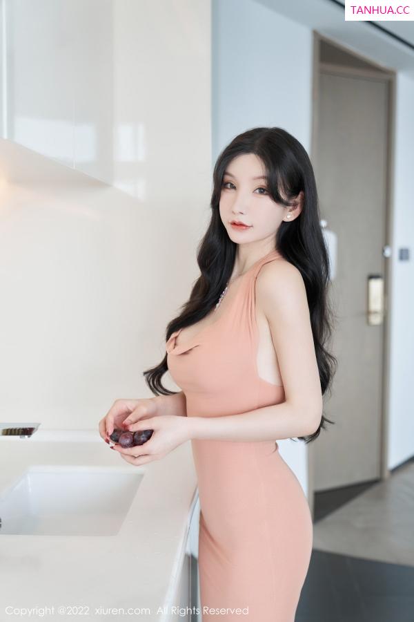 周于希dummy  [XiuRen]高清写真图 2022.11.18 No.5881 周于希Sally 成都心愿旅拍第11张图片